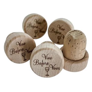 Imagem de Rolha de garrafa de vinho personalizada - "Vino Before Vows" - 5 peças de cortiça real gravada de madeira T-stopper lembrancinha de casamento presente de chá de panela selagem reutilizável festa
