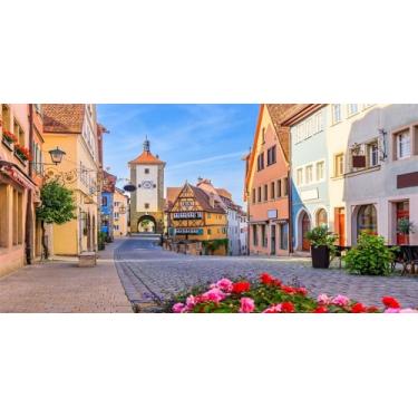 Imagem de CORFOTO Pano de fundo de cidade medieval alemã 6 x 3 m Tecido Baviera Rothenburg Kobolzell Gate Street Background para a Europa Tema Alemão Decoração de Festa Bávara Decorações de Festas Férias
