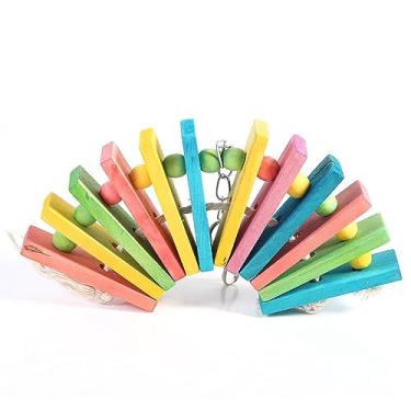 Imagem de Yctze Brinquedo de Mastigar de Madeira Colorido para Papagaios - Balanço Pendurado para Calopsitas e Periquitos, Jogo Envolvente de Pássaros e Brinquedo de Exercício