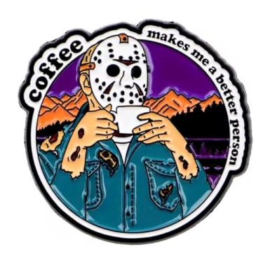 Imagem de Coffee Makes Me a Better Person Cafeine Lover Cafe Camp Crystal Lake Jason Voorhees Máscara Sexta-feira 13 Filme de Terror Clássico Halloween 3,5 cm Emblema de Broche Esmaltado