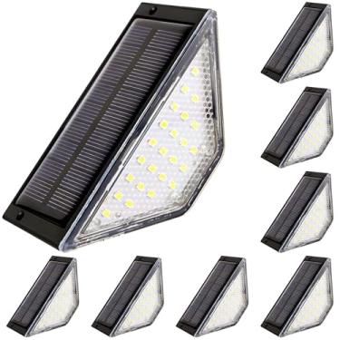 Imagem de Pacote com 8 luzes solares à prova d'água, design LED triangular, eficiência energética, brilho quente para espaços ao ar livre como jardins e pátios