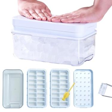 Imagem de HOUSIMPLE Bandeja de gelo push para freezer com tampa e lixeira, pequenos moldes de plástico de silicone para máquina de cubos de gelo com pinça e escova de esponja, conjunto com 2 bandejas brancas