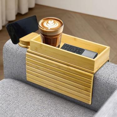 Imagem de Essovee Mesa de apoio de braço para sofá, 3 em 1, magnético removível, suporte de copo de sofá de bambu para refeições, bebidas e telefones celulares (natural)