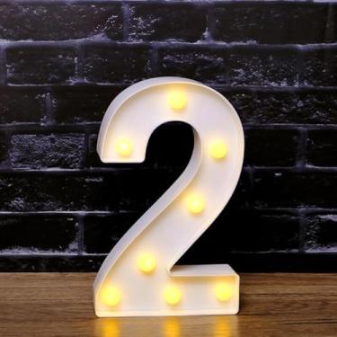Imagem de Luzes de LED com número de letreiro - Letreiros de alfabeto personalizáveis para casa, casamento, decoração de festa de aniversário e decoração de parede