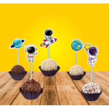 Imagem de Kit 30 topper para doces Astronauta, topper para docinho planeta, univ