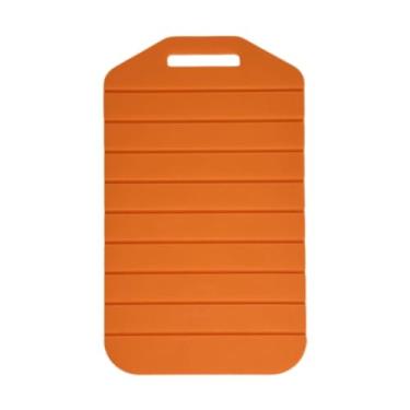 Imagem de IEUDNS Tábua de corte dobrável de silicone com alça fácil de segurar, tábua de corte grossa e portátil para vegetais, carne, frutas, churrasco e acampamento, Laranja
