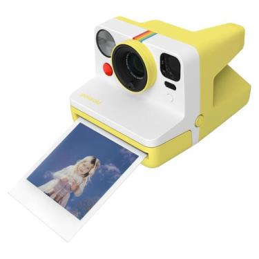 Imagem de Câmera Polaroid Now 3rd YELLOW com flash e temporizador integrados