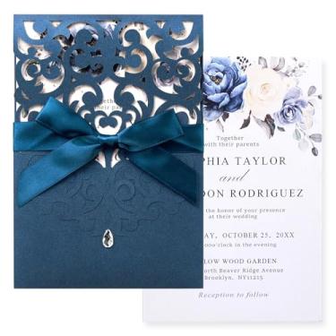 Imagem de Maffily Kit de convite de casamento com 50 peças, convites de corte a laser azul marinho com envelopes e fitas de cartões Rsvp para casamento, bebê, chá de panela, aniversário, convites