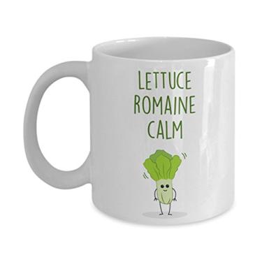 Imagem de Caneca de trocadilho vegetal – Lettuce Romaine Calm – Caneca de café de cacau quente divertido – ideia de presente de aniversário de Natal