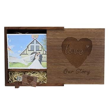 Imagem de Pen drive USB de casamento de 64 GB com caixa de fotos combinando - Cartão de memória USB 3.0 gravado com "Our Story" e design de coração, presentes personalizados para fotografia/família/amigos/casal