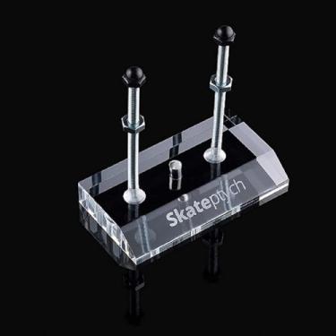 Imagem de Skateptych Exibição de skate Ghost Hanger