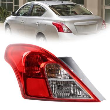 Imagem de YEQSHNG Luz traseira tipo halogêneo LH USA com conjunto de chicote de lâmpadas compatível com Nissan Versa 2012-2019 Luz traseira externa esquerda substituição do lado do motorista NI2800194