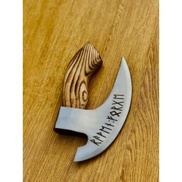 Imagem de Lindo cortador de pizza viking feito à mão com cabo de madeira de freixo - Lâmina de machado de aço carbono super afiada, machado de pizza com bainha de couro,