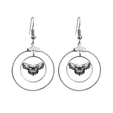 Imagem de Brincos de borboleta com asas de babados e argola pendurada, joia circular