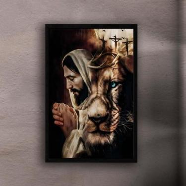 Imagem de Quadro Decorativo Jesus Orando Leão e Cruz 60x40 com Moldura - Essenci