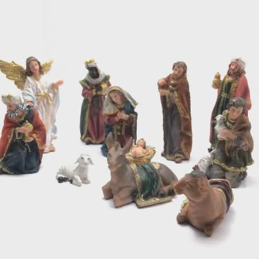 Imagem de Presépio de Natal Sagrada Familia em Resina com 11 Peças
