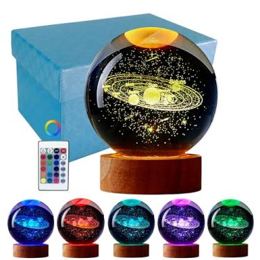Imagem de Luz noturna de bola de cristal solar, lâmpada de cristal galáxia 3D de 7,15 cm com base de madeira de LED, mudança de 16 cores com controle remoto, embalagem de caixa de presente, ideia de presente de