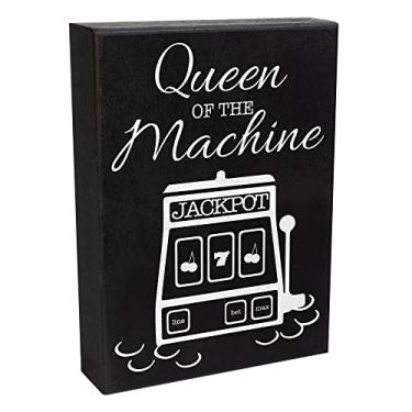 Imagem de JennyGems Presente para amantes de cassino, placa de madeira da rainha da máquina, placa de máquina de caçar, decoração de prateleira e pendurar na parede, feito nos EUA