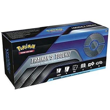 Imagem de Pokemon TCG 2021 Trainers Toolkit Box – 4 Booster Packs Plus Trainers e !
