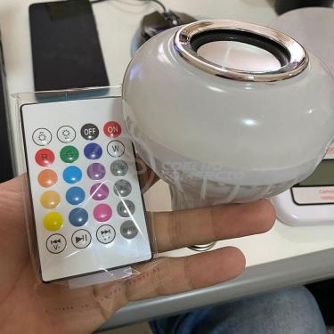 Imagem de Lâmpada Led 12W E27 Rgb Colorida Com Caixa De Som