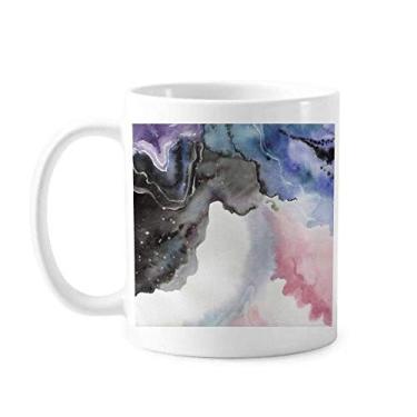 Imagem de Caneca de cerâmica para sombreamento abstrato em aquarela com tinta cerâmica para café e porcelana