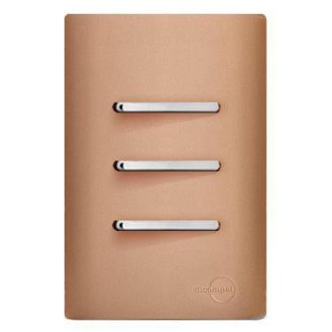 Imagem de Cj interruptor triplo simples com suporte 4x2 - dicompel novara ouro r