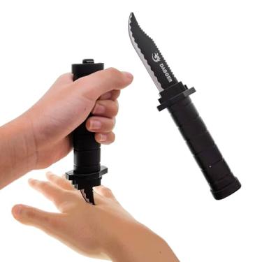 Imagem de Cooplay 4 facas falsas retráteis, brinquedo realista, suporte de plástico, padrão de dragão preto, punho, ponta de gota, para festa do dia da mentira, cosplay, piada, gadget de brincadeira
