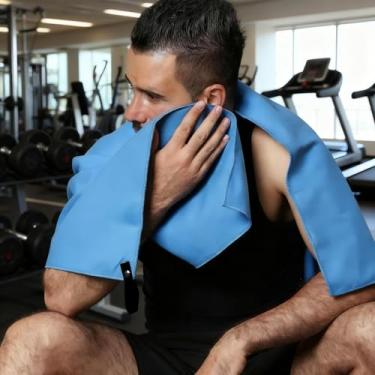 Imagem de Toalha de microfibra à prova de areia de secagem rápida leve para natação, ioga, academia, praia, viagem, esportes acessórios (azul claro)