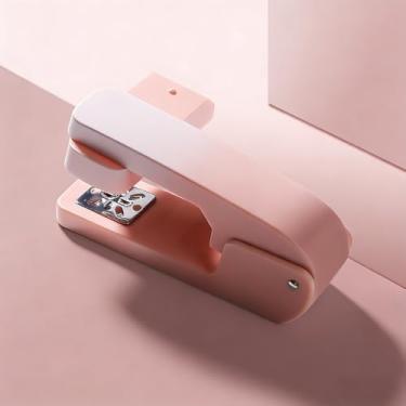 Imagem de Grampeador de mesa giratório suave com design de ângulo flexível, resistente a atolamento para encadernação de papel de escritório e casa, rosa