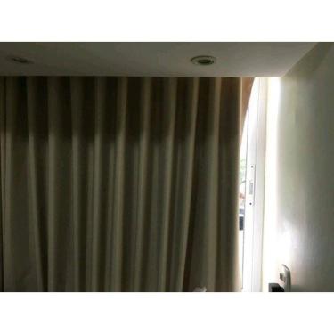 Imagem de Cortina Trilho Suiço Blackout Bege 5.40 X 2.80