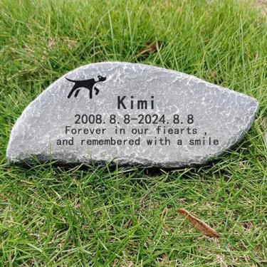Imagem de LiswindH Pedra memorial de resina personalizada para animais de estimação, lápide personalizada para cão/gato com nome e mensagem gravados a laser, marcador opcional de 4 cores para jardim e casa