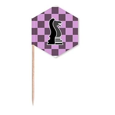 Imagem de Tabuleiro de xadrez, palitos de palito, palitos de cupcake, festa comemoração