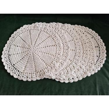 Imagem de Artesanal Sousplat de Crochê em Barbante, Decorativo Redondo Branco Cru, 34cm de Diâmetro, Kit com 6 Peças