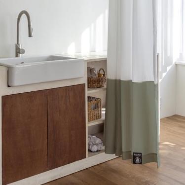 Imagem de onesevennine Cortina de chuveiro de designer coreana – reciclada, resistente à água, verde-oliva creme – Inclui 12 ganchos de plástico para fácil configuração