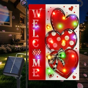 Imagem de Gosuoa Bandeira de jardim dos namorados iluminada com LED, bandeira de quintal de coração dupla face de 30,5 x 45,7 cm, decorações solares de dia dos namorados ao ar livre para pátio gramado, varanda