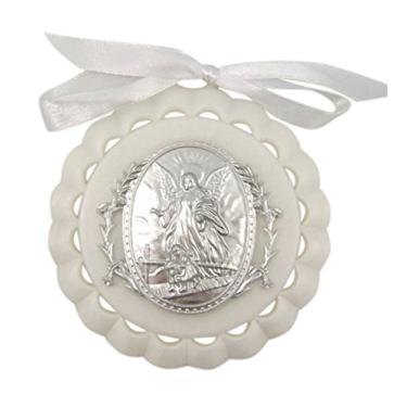 Imagem de Medalha de berco moldado em acrilico branco com anjo da guarda para decoracao de bercario, 8,9 cm