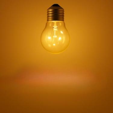 Imagem de Varal de Luzes Incandescentes Decorativas - Iluminação Aconchegante para Ambientes Internos e Externos (20 Metros,incandescente 127v)