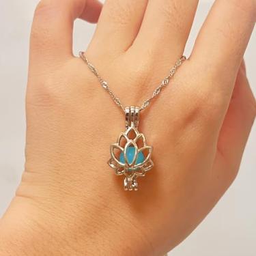 Imagem de Colar com pingente de lótus luminoso para mulheres, pingente de clavícula de flor vazada que brilha no escuro presente, Adjustable, Metal, Sem Pedra Preciosa