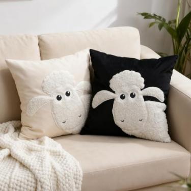 Imagem de Qupace Conjunto de 2 capas de almofadas bordadas de cordeiro de bebê preto e branco de desenho animado para decoração de sofá de sala de estar