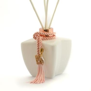 Imagem de Frasco de Vidro Estrela Branco 280ml – Difusor de Aromas Luxo com Varetas e Pingente Decorativo, Tampa Dourada/Prata/Rose(Rose)