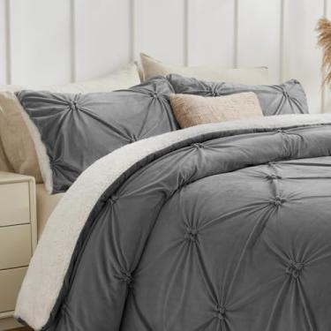 Imagem de BEDELITE Conjunto de edredom Queen fofo Pituck – Conjunto de edredom cinza sherpa supermacio para cama queen size, conjunto de cama quente de luxo para o inverno, conjunto de cama felpuda 3 peças (1