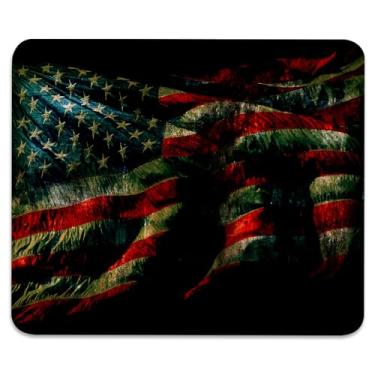 Imagem de Base de borracha antiderrapante Grunge bandeira americana para jogos e escritório com bordas costuradas 24 x 19 cm, tapete de mesa com superfície de tecido macio durável