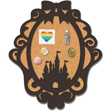 Imagem de CRASPIRE Placa de cortiça de pino de castelo 29 x 23 cm com asas emolduradas crachá de exibição de boletim de madeira marrom montado na parede suporte de broche de memória para decoração de casa