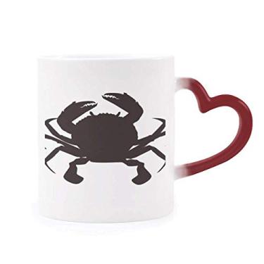 Imagem de Caneca de grés preta com estampa de caranguejo marinho sensível ao calor vermelha que muda de cor