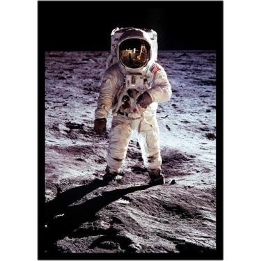 Imagem de Quadro Decorativo Astronauta NASA Espaço Planetas Galáxias Salas Quart