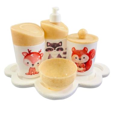 Imagem de Kit Higiene Bebê Floresta Encantada c/bandeja MDF - Menino e Menina (Nuvem Branca/Madeira)