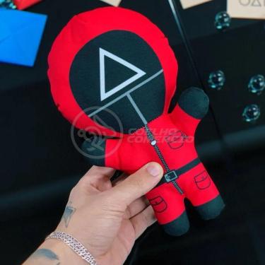 Imagem de Boneco De Pelucia Squid Game Round 6 Vermelho 26Cm