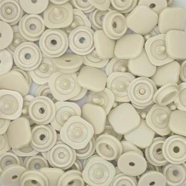Imagem de Botão de Pressão Quadrado Plástico 15mm - 50 Unidades - Ritas, MARFIM