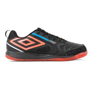Imagem de Chuteira Futsal Umbro Pro 5 Bump Masculina, Preto, Laranja, 44.