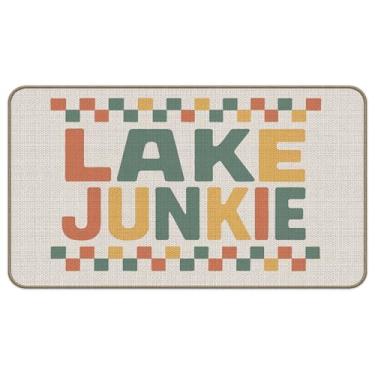 Imagem de M-Qizi Tapete de porta Lake Junkie, capacho de boas-vindas retrô divertido da vida no lago para entrada interna e externa, tapete de boas-vindas náutico, capacho externo, 43 x 76 cm